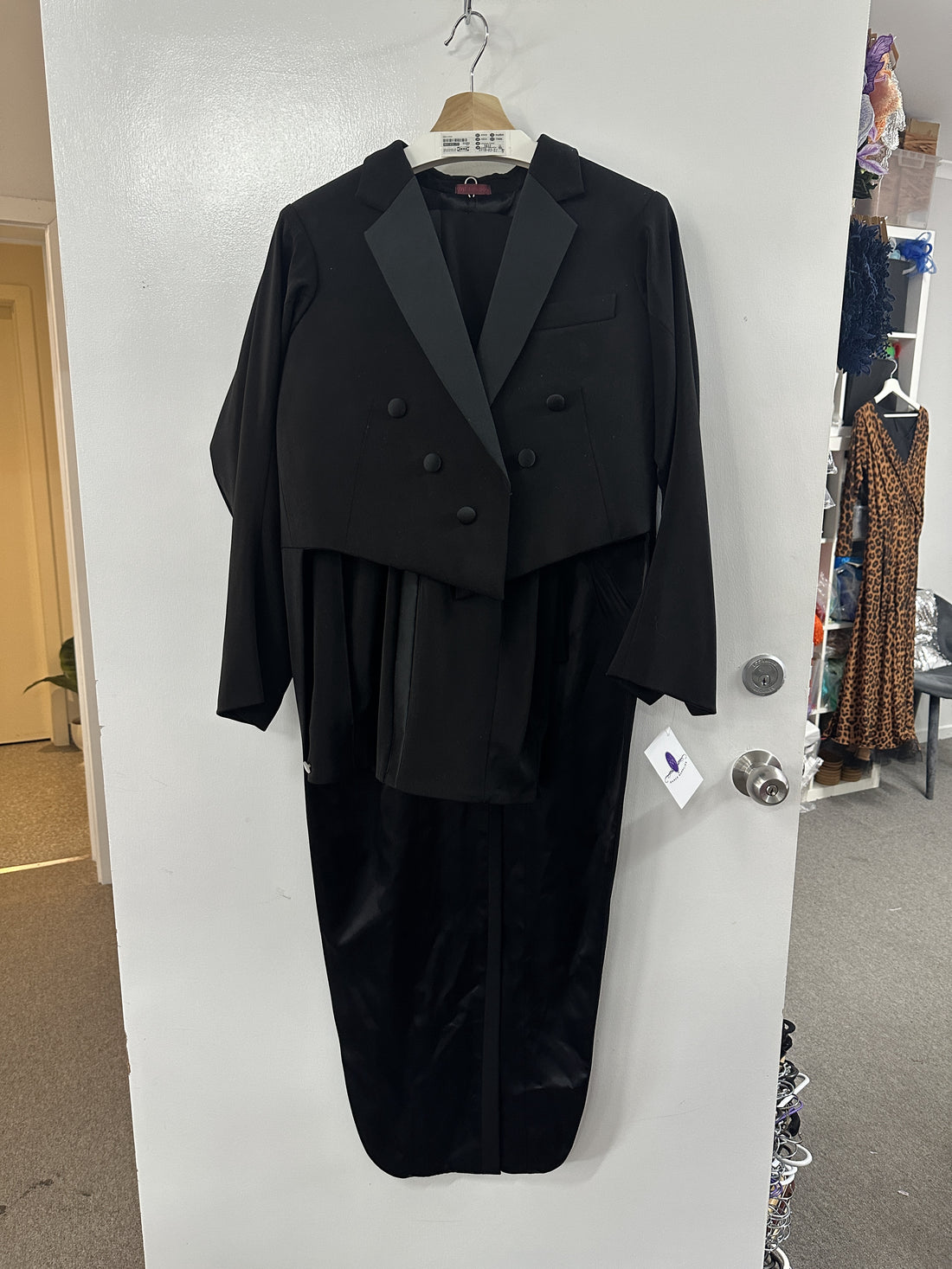 DSI Tailsuit - Never be worn