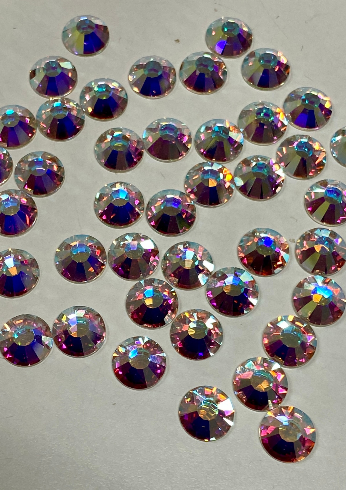 Preciosa MC Chaton Rose Maxima Crystal AB SS40