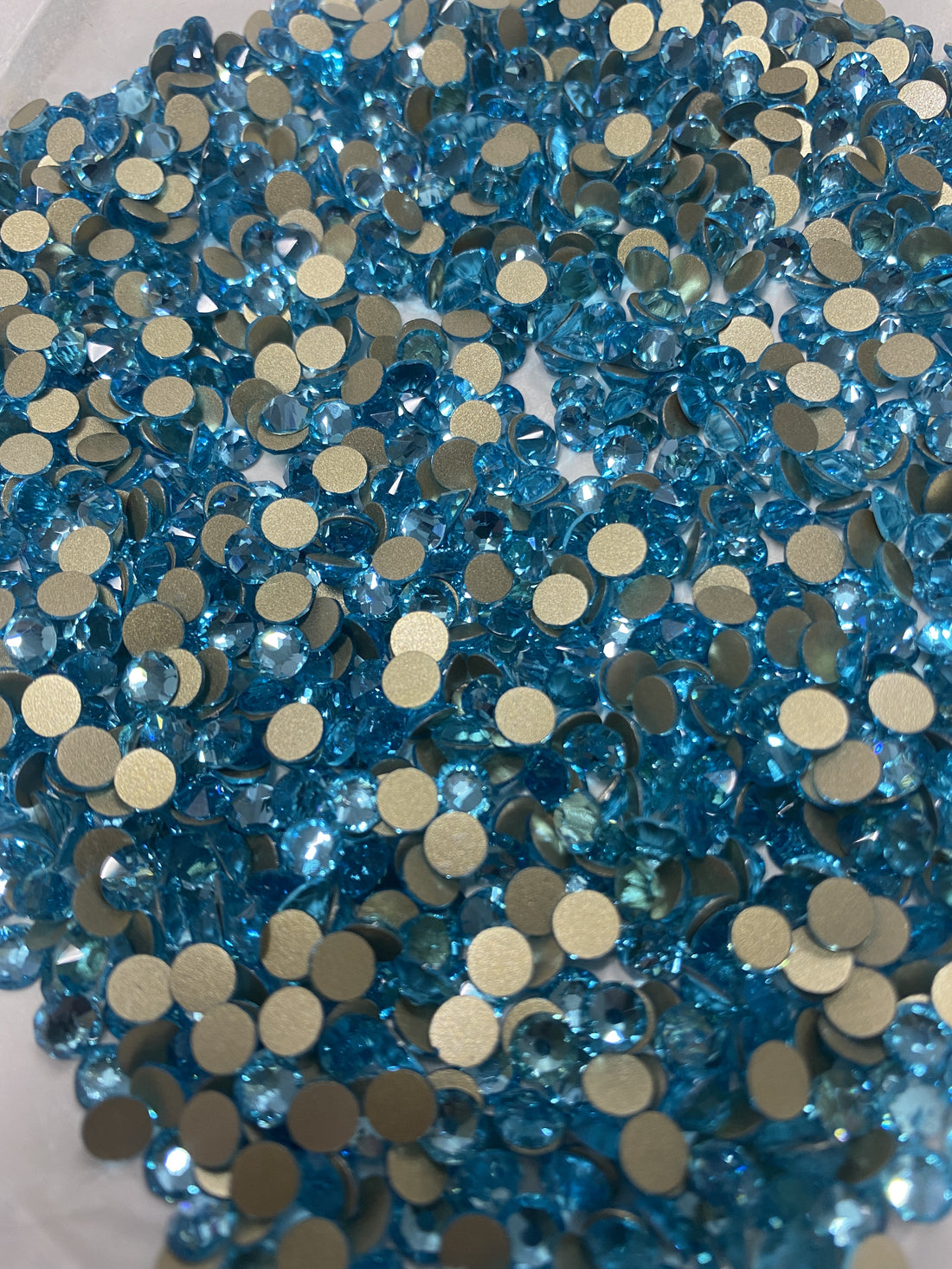 Aquamarine SS20 - 2088 Cut