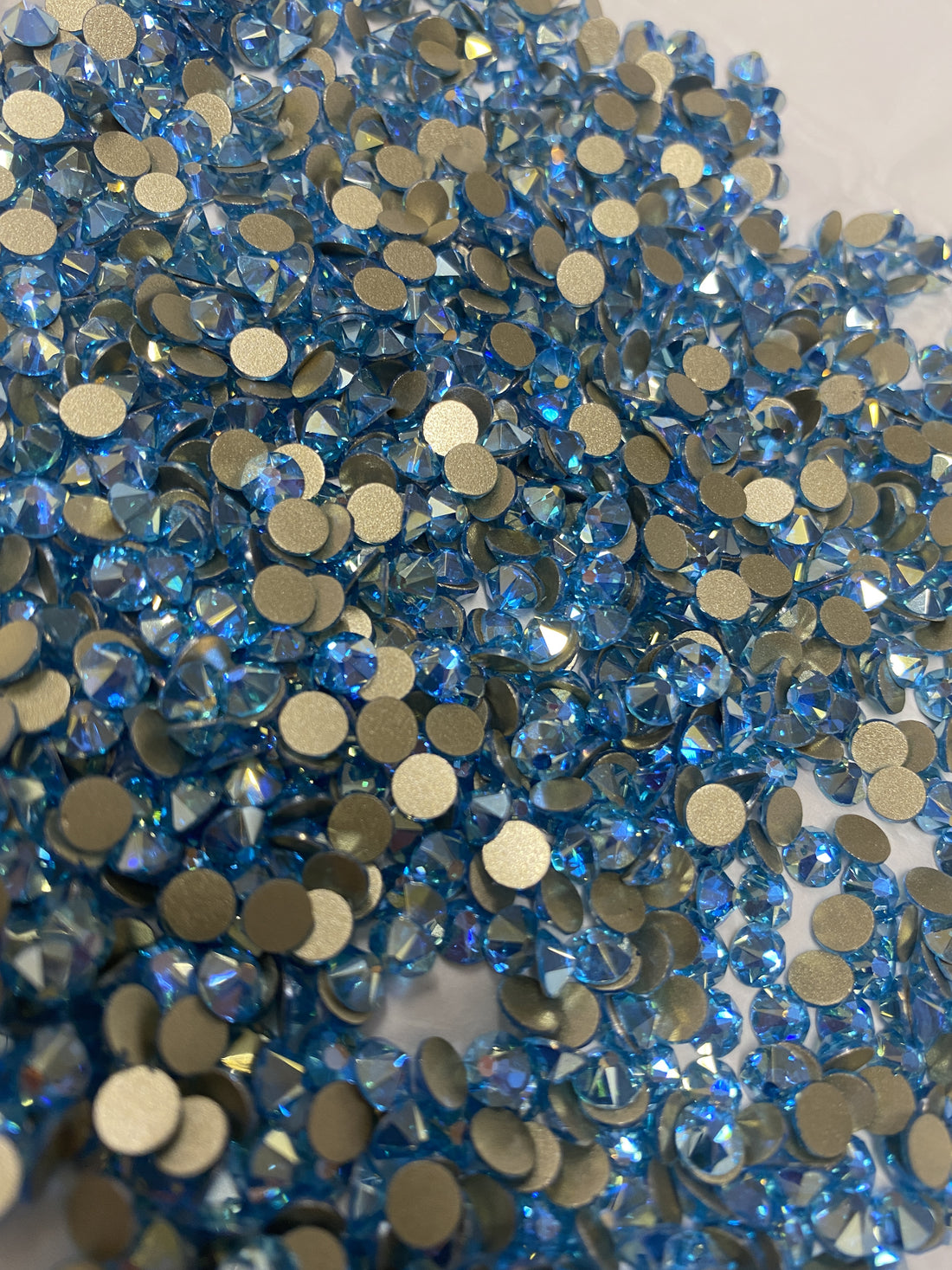 Aquamarine AB SS20 - 2088 Cut