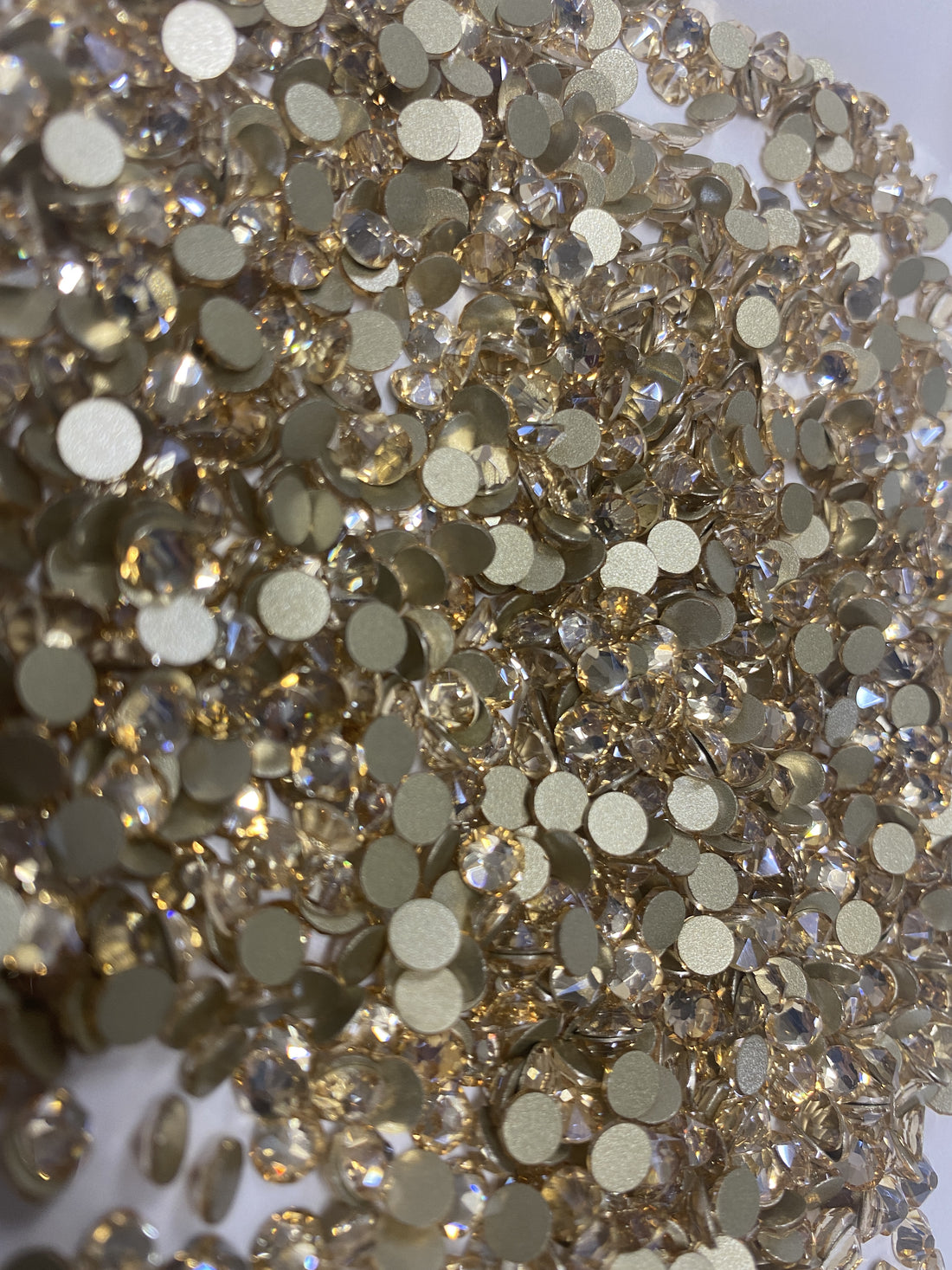Golden Shadow SS20 - 2088 Cut
