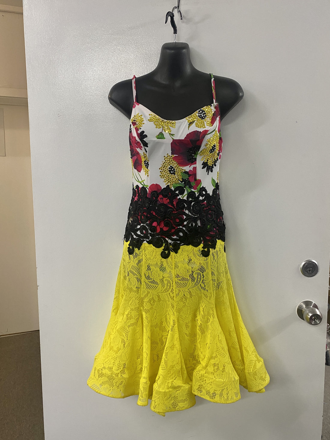 Pre Loved Yellow Lace Latin Dress (Size 8-10)