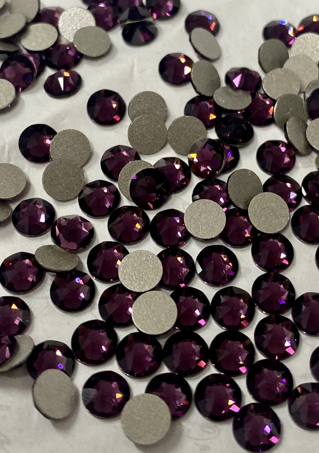Swarovski Crystal Xirius Rose Amethyst SS20