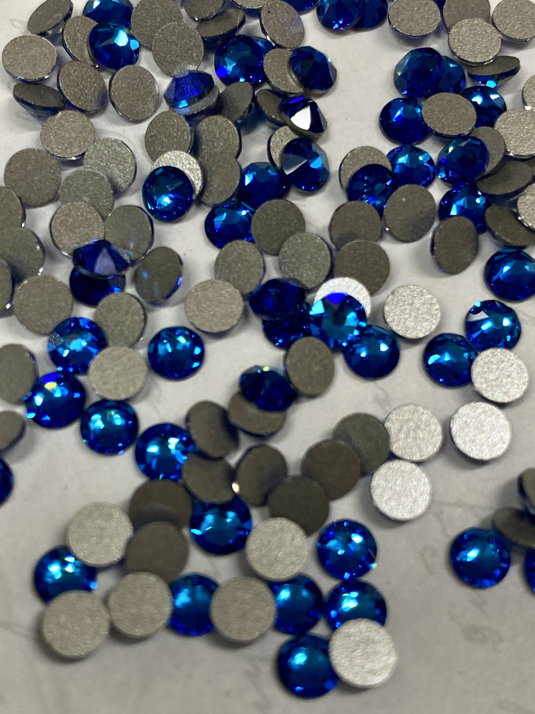 Swarovski Crystal Xirius Rose Crystal Bermuda Blue SS16