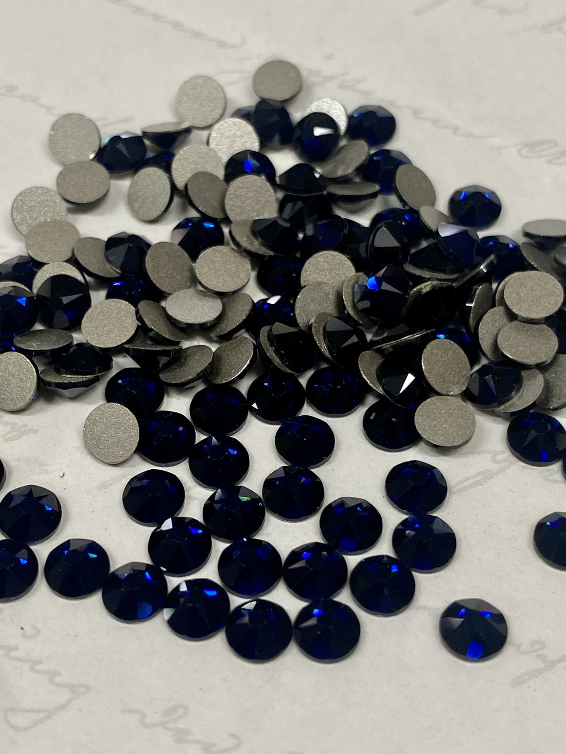 Swarovski Crystal Xirius Rose Dark Indigo SS20