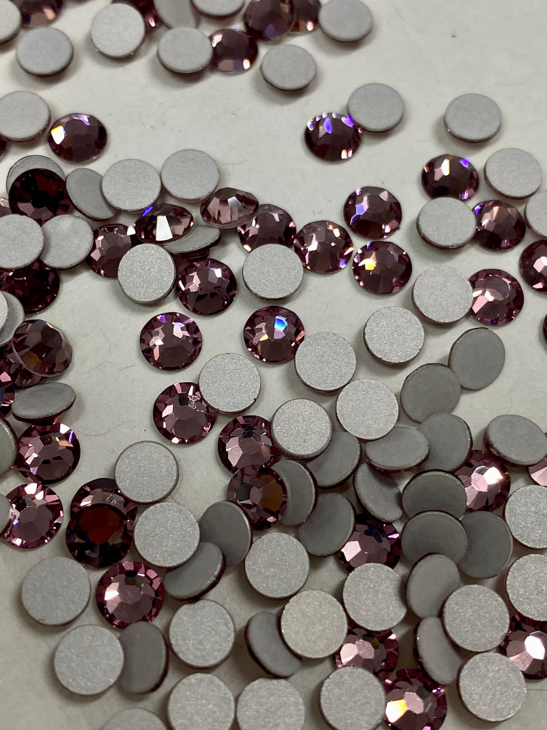 Preciosa MC Chaton Rose Maxima Light Amethyst SS20