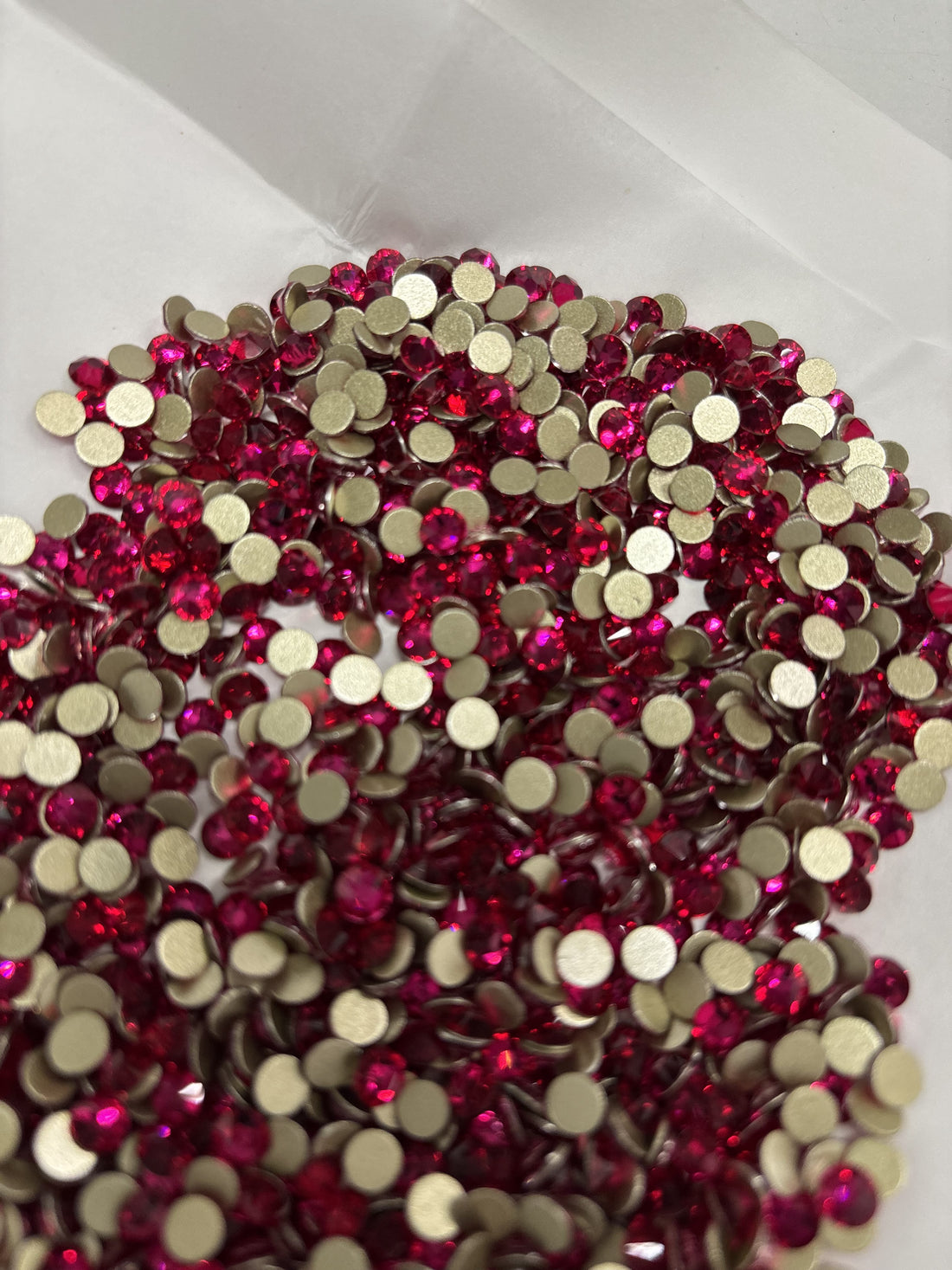 Burgundy Red SS20 - 2088 Cut
