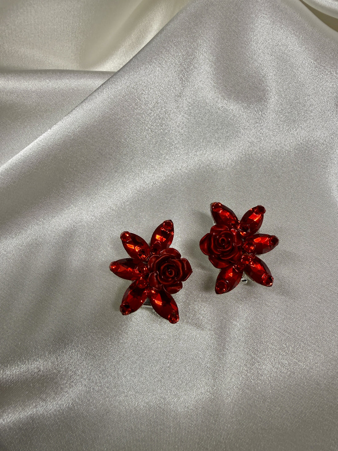 Margot Earring - Red