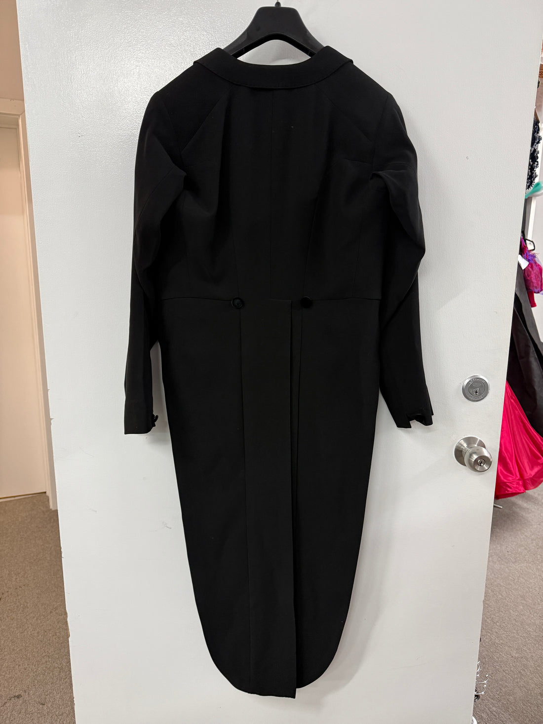 NY TAILSUIT JACKET - Never Been Worn (38cm Shoulder)