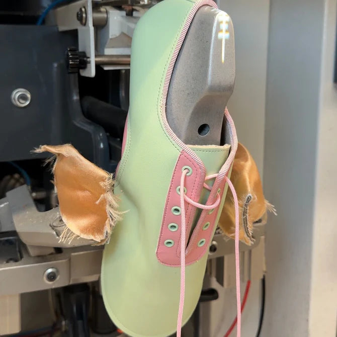 International Dance Shoes Artiste SS - Strawberry Matcha