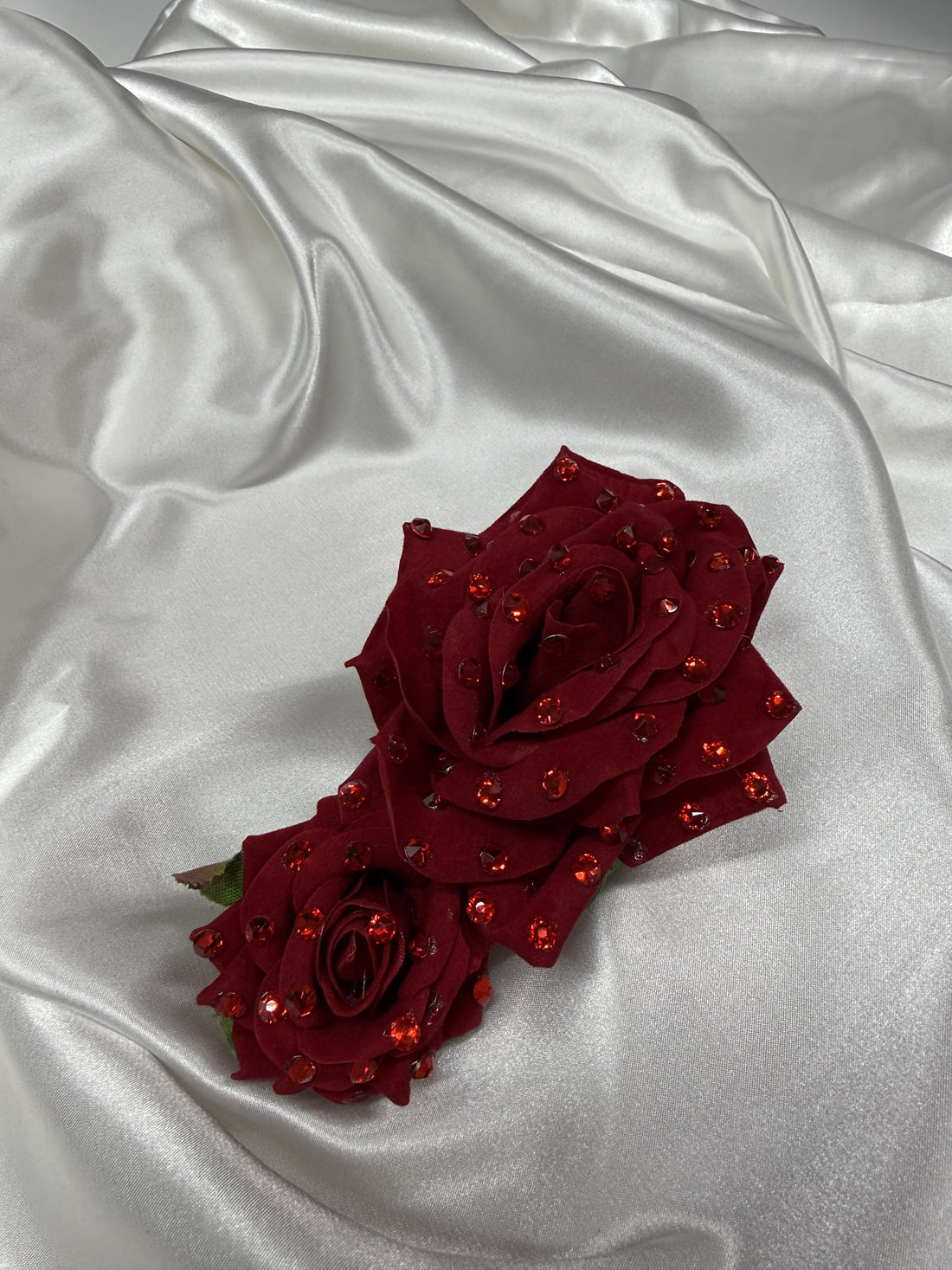 Double Red Flower with Light Siam Crystals