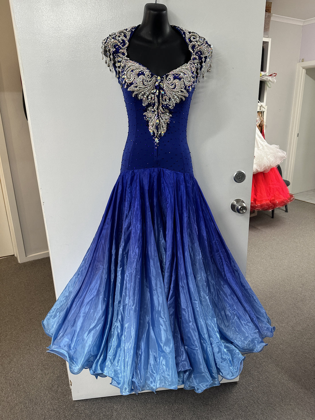Pre Loved Blue Shaded Ballroom Dress (Size 6-10)