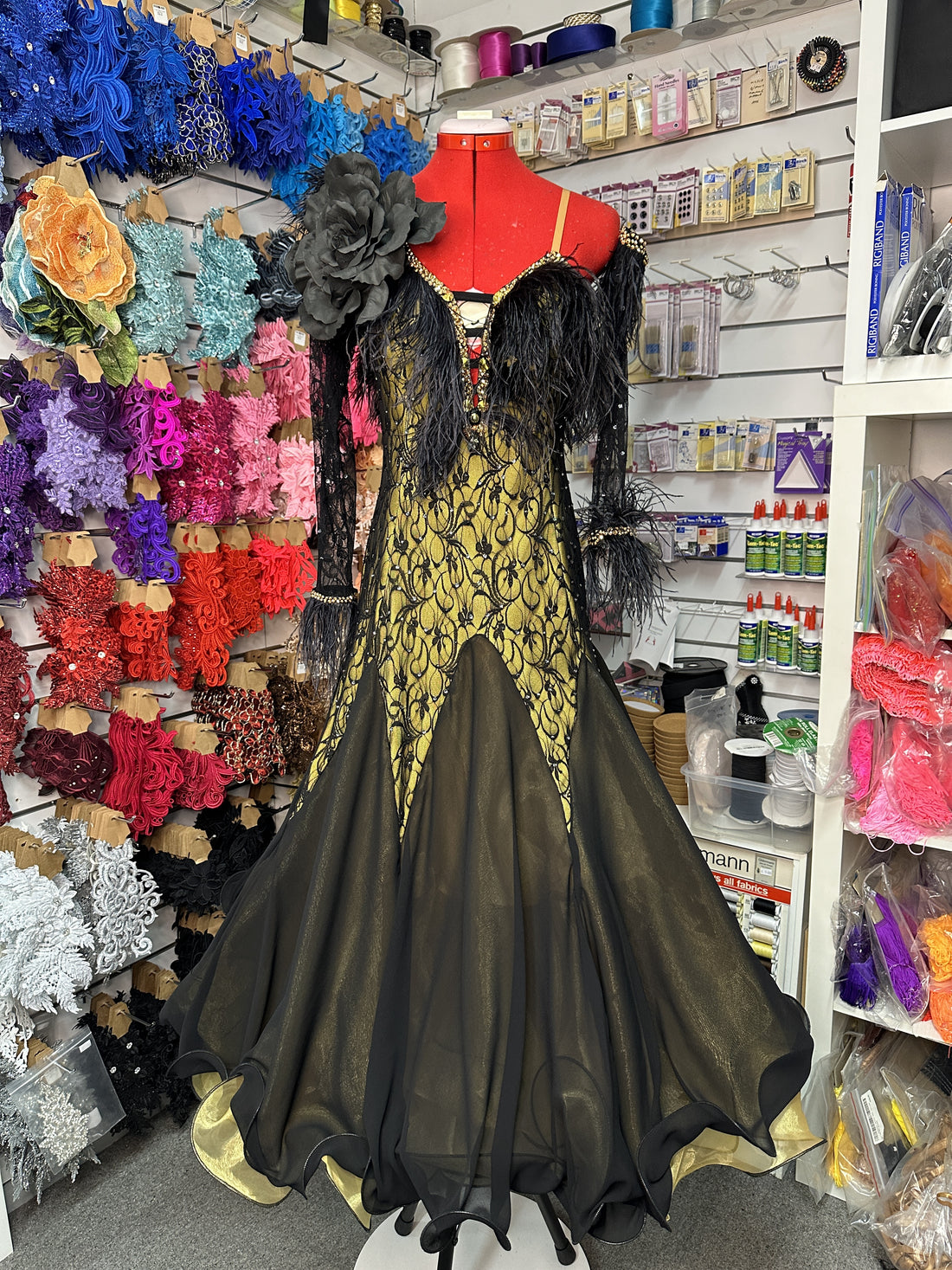Black & Gold Ballroom Dress (Size 10-12)