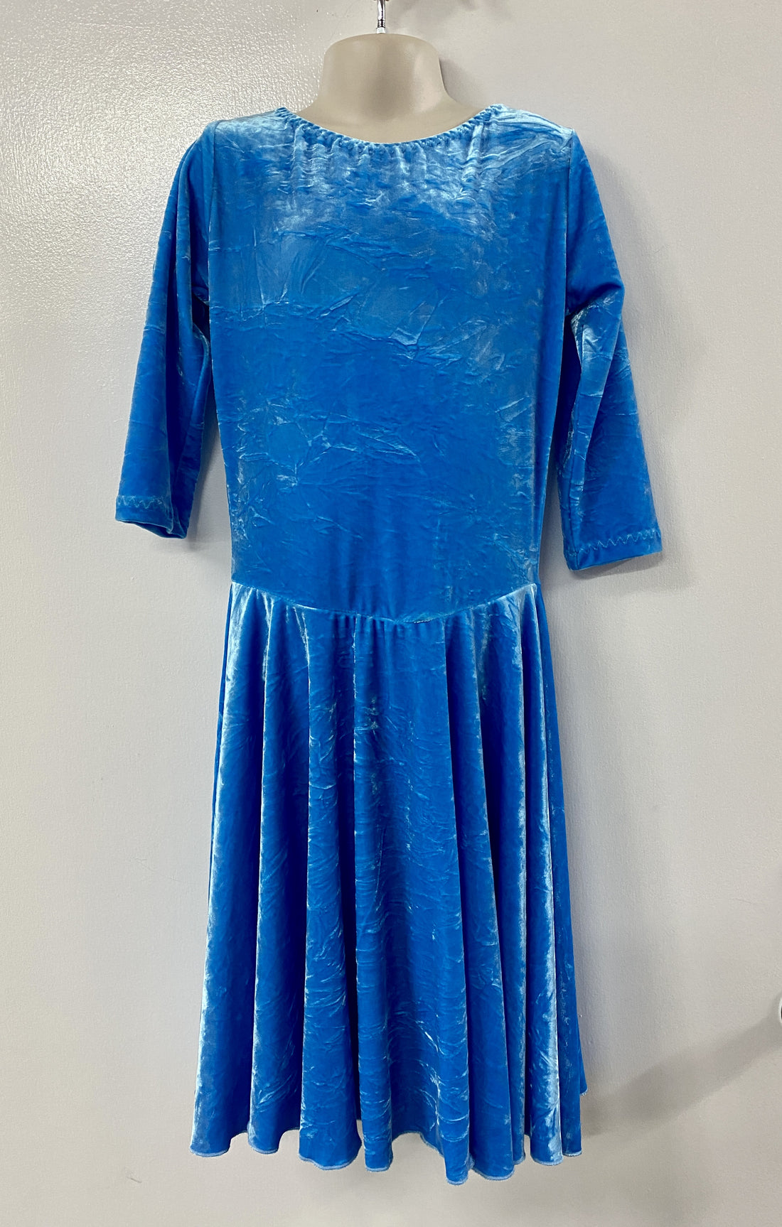 Sky Blue Crushed Velvet Juvenile Dress - Size 8