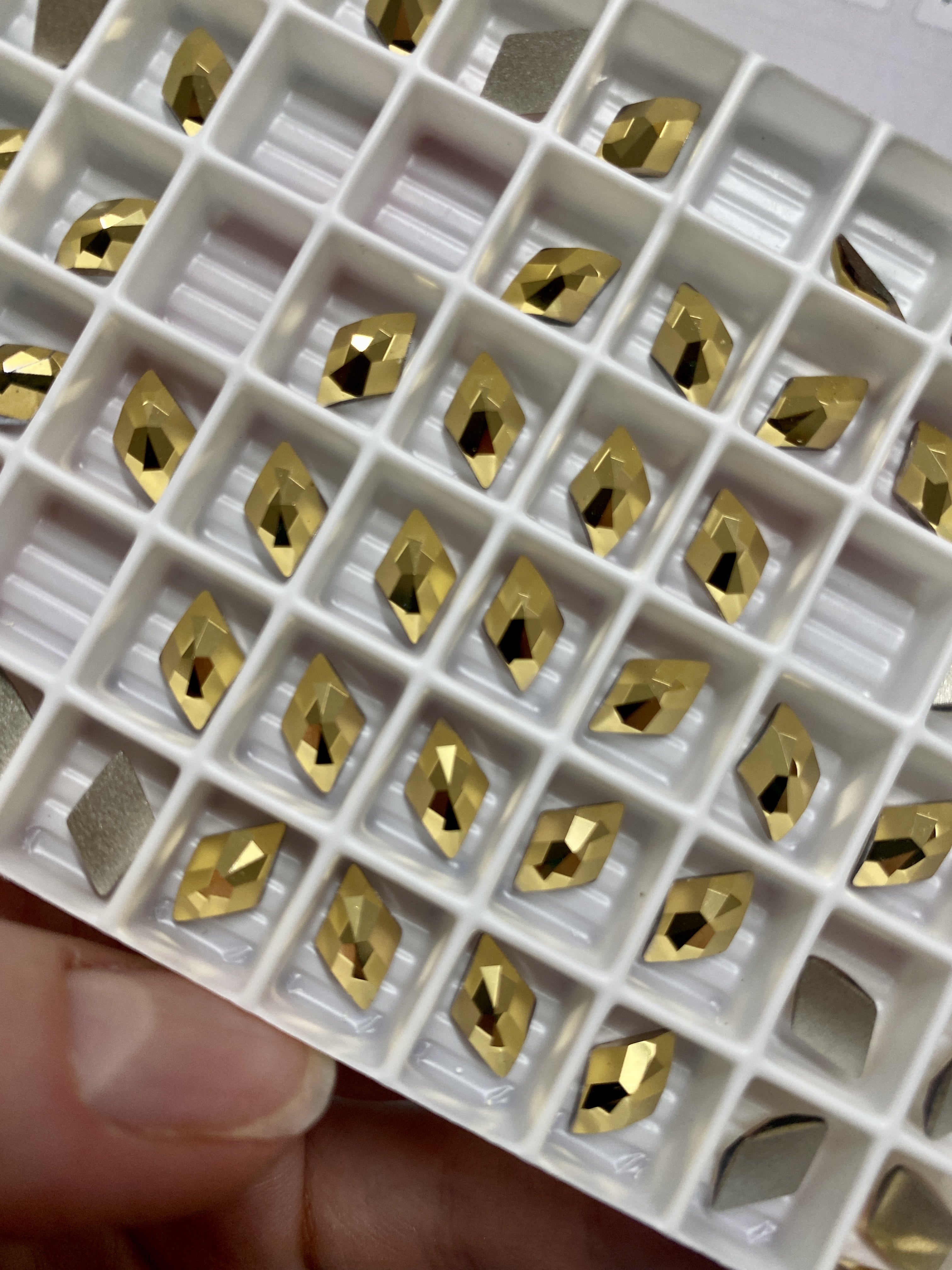 Swarovski Crystal 2709 Rhombus RB – MM Dance Supplies